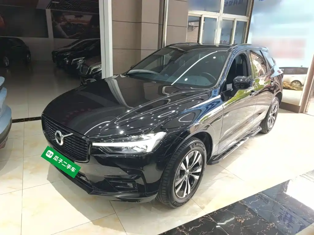 Volvo XC60 — фото 2