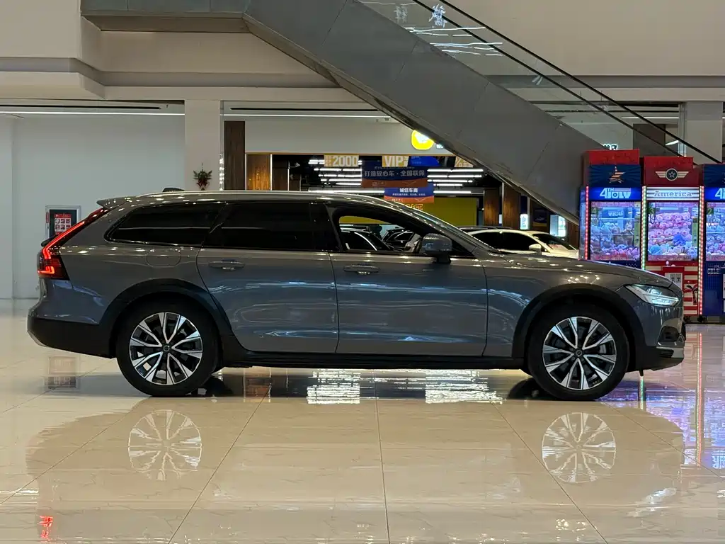 Volvo V90 — фото 4