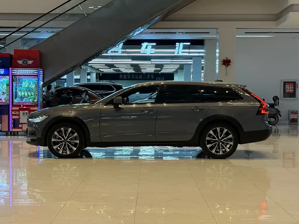 Volvo V90 — фото 8