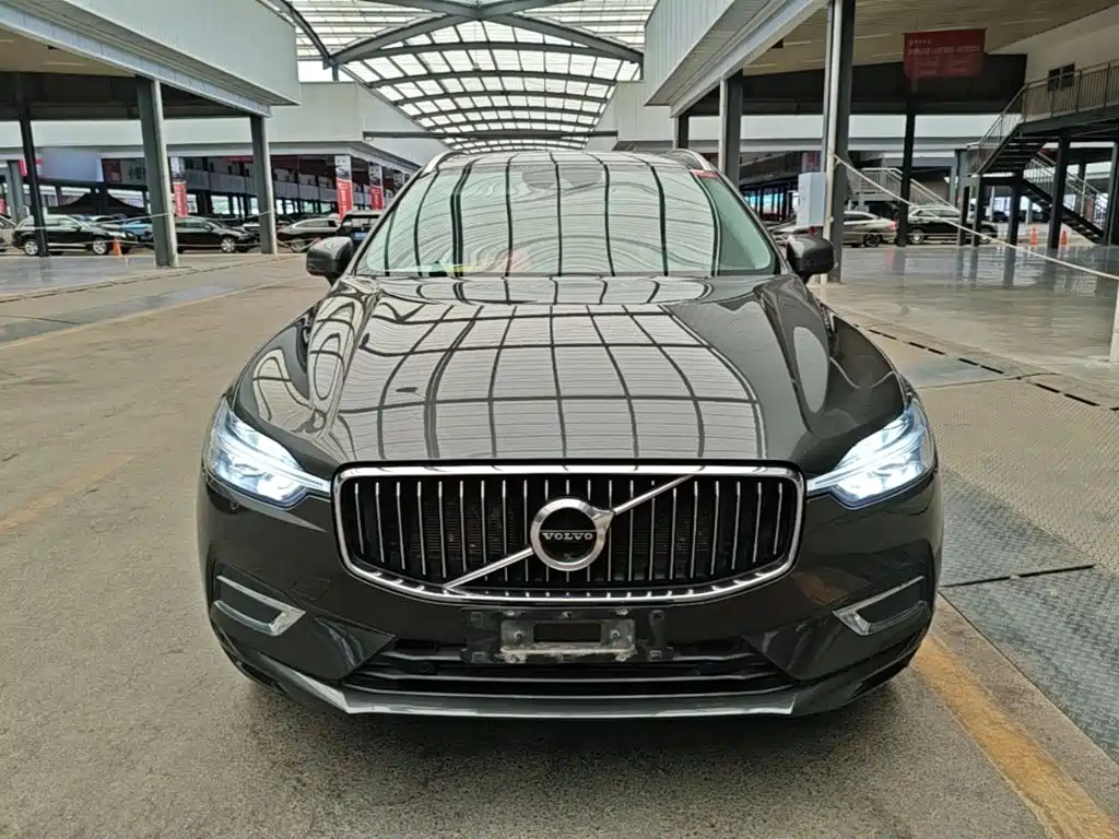 Volvo XC60 — фото 3