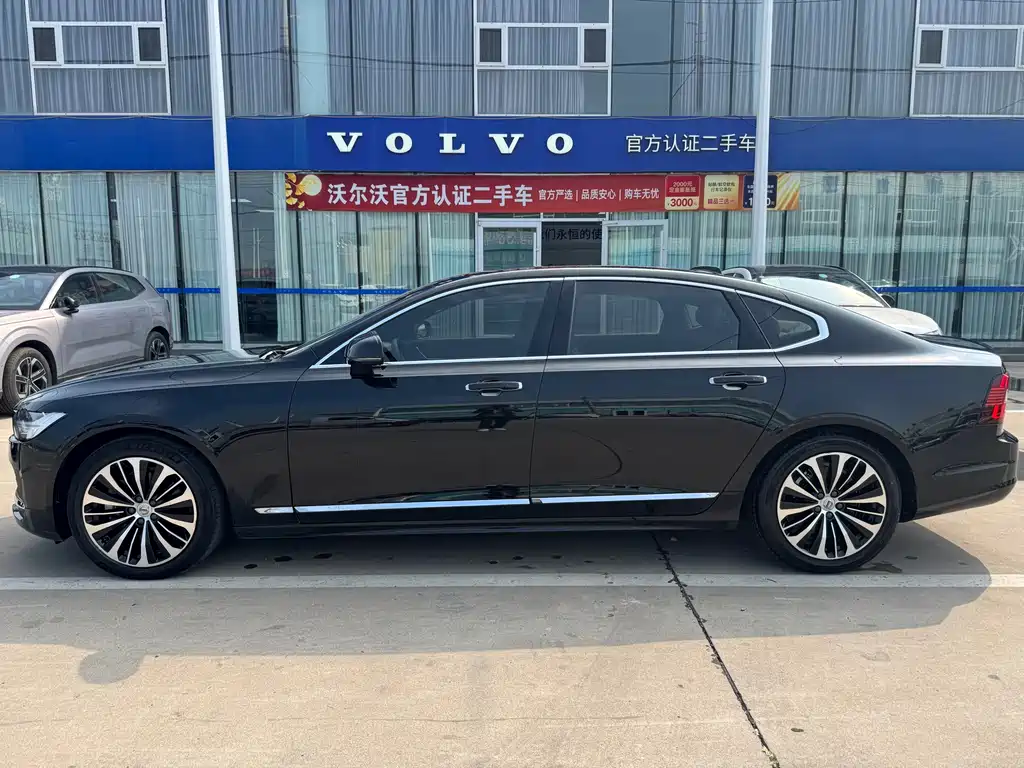 Volvo S90 — фото 4