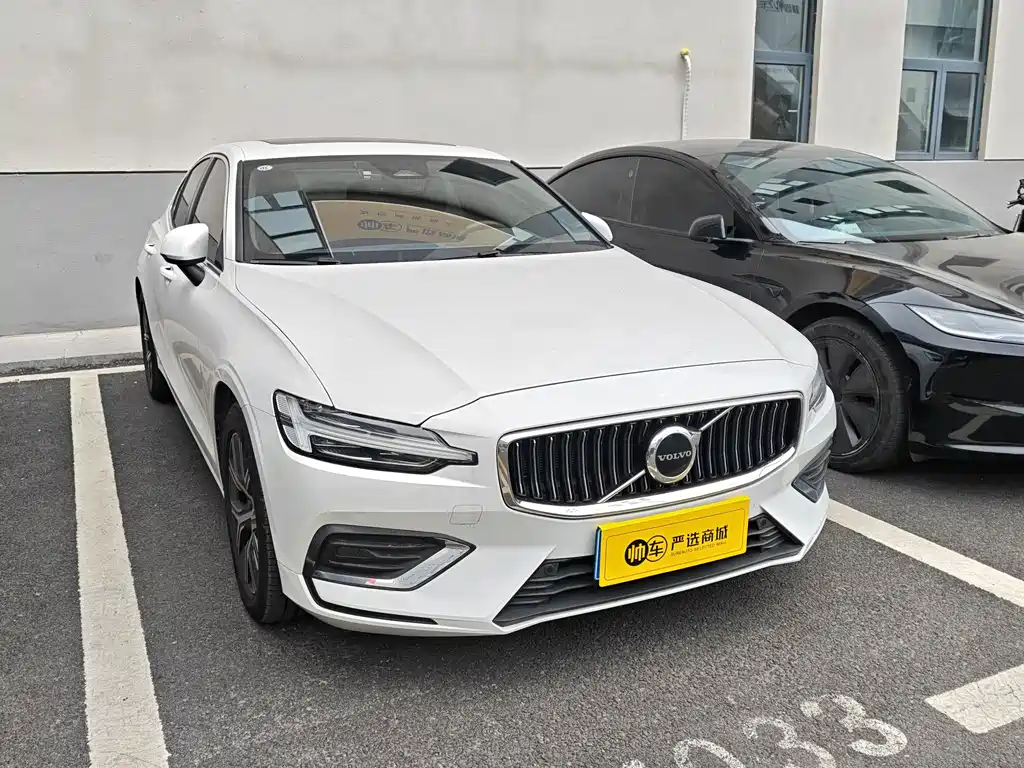 Volvo S60 — фото 2