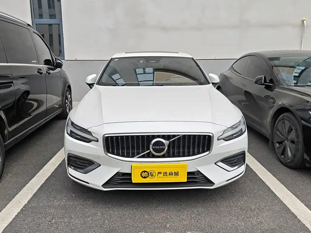 Volvo S60 — фото 3