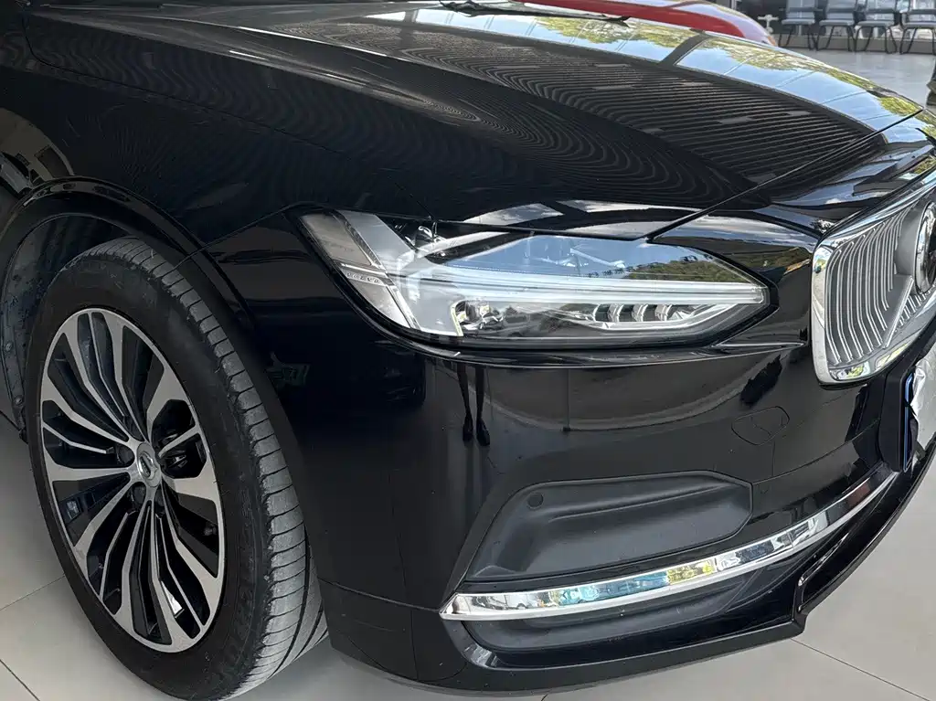 Volvo S90 — фото 2