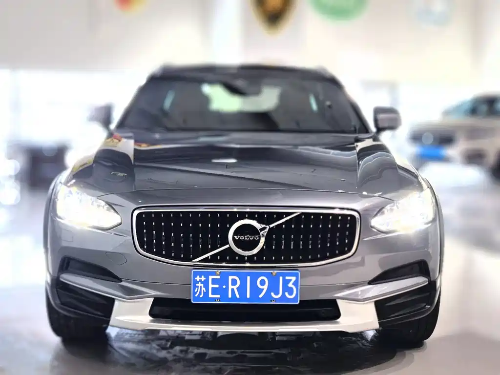 Volvo V90 — фото 2