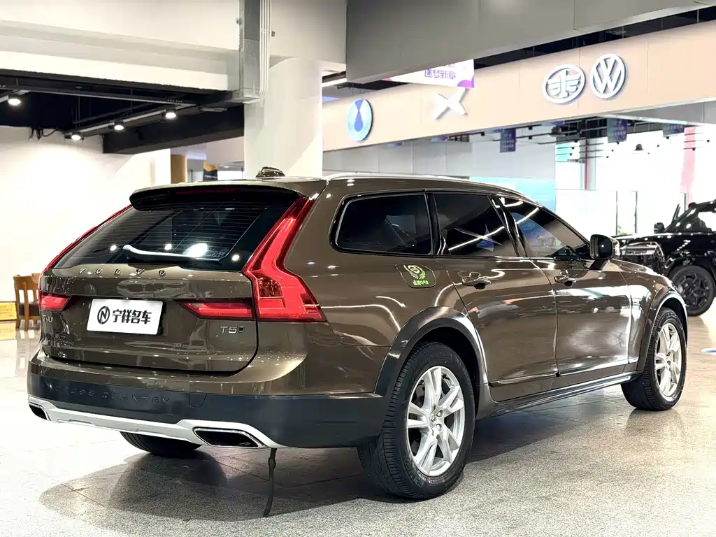 Volvo V90 — фото 6