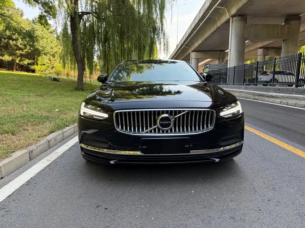 Volvo S90 — фото 2