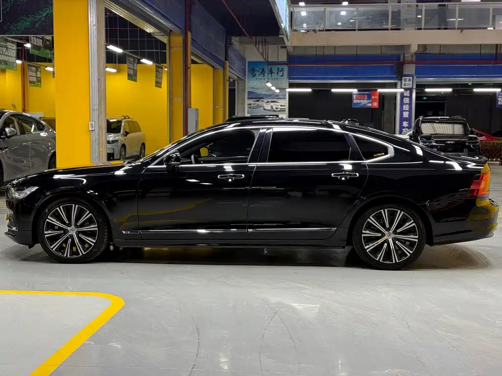 Volvo S90 — фото 4