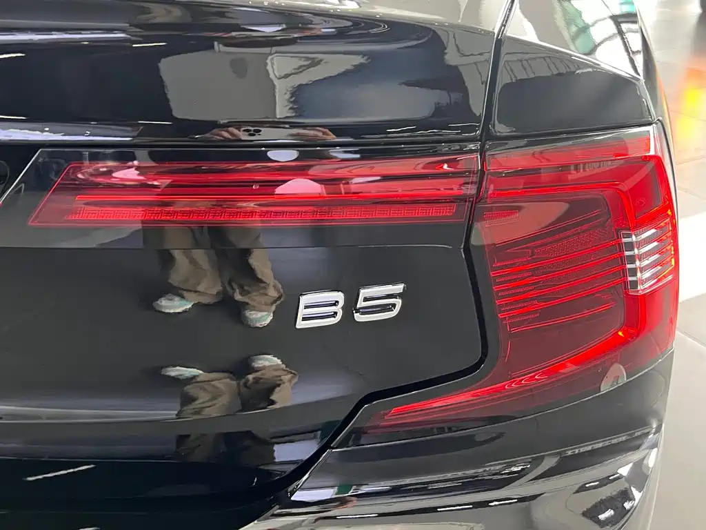 Volvo S90 — фото 8