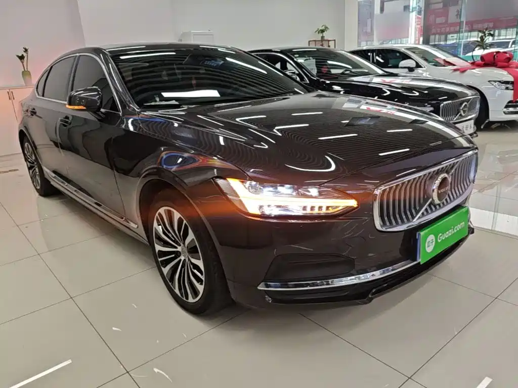 Volvo S90 — фото 4