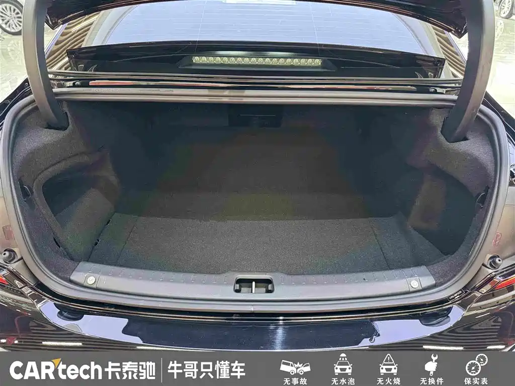 Volvo S90 — фото 13