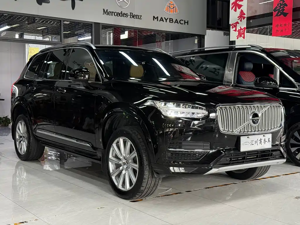 Volvo XC90 — фото 4