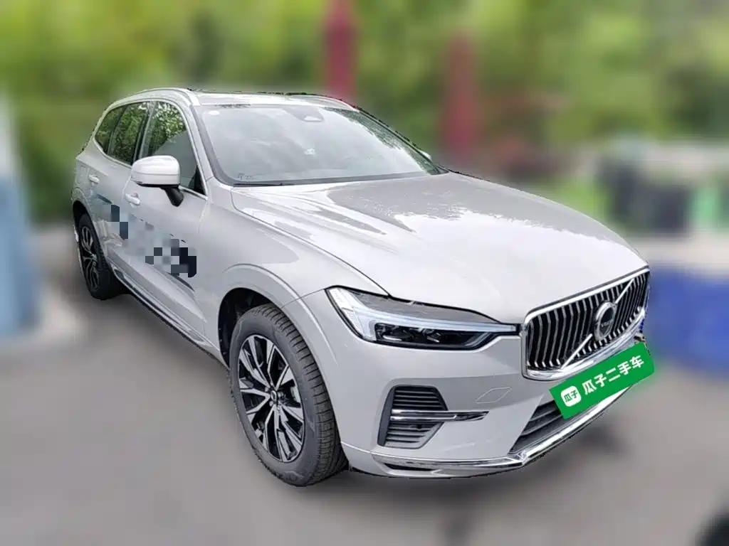 Volvo XC60 — фото 6