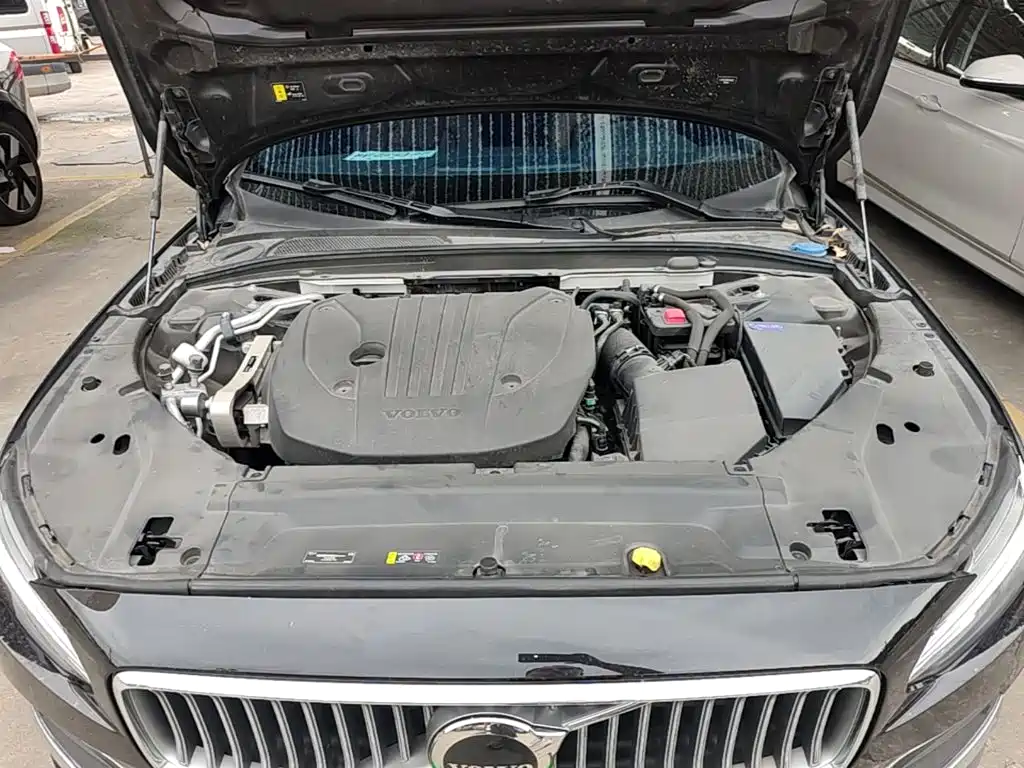 Volvo S90 — фото 20