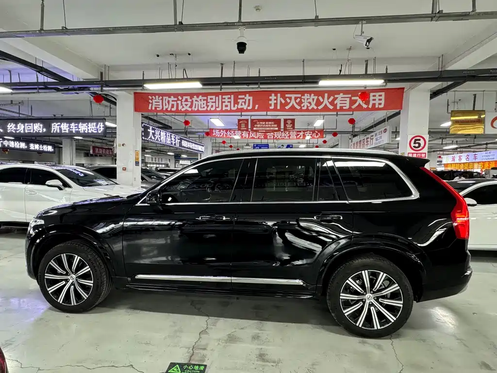 Volvo XC90 — фото 4