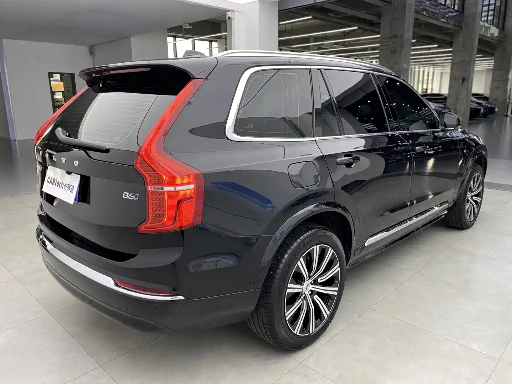 Volvo XC90 — фото 4
