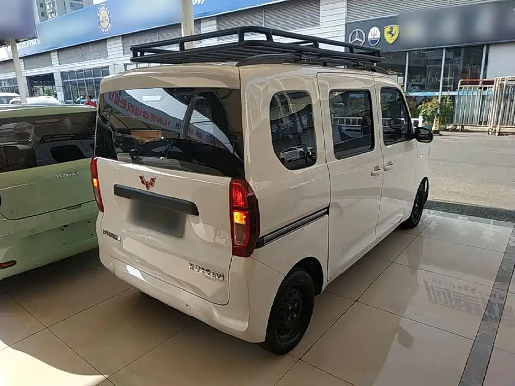 Wuling Zhiguang EV — фото 7