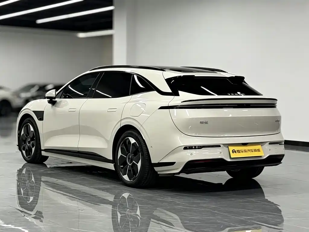 Zeekr 007GT — фото 10