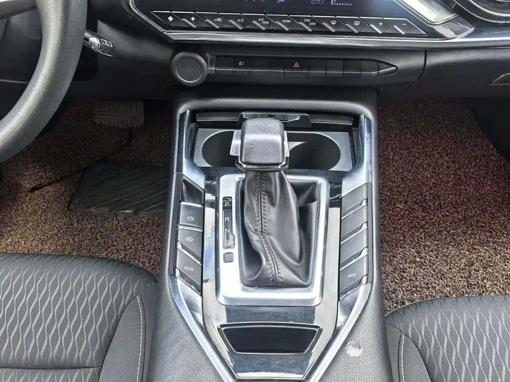 Zotye Zotye T500 — фото 11