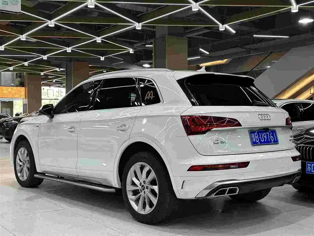 Audi Q5L — фото 4