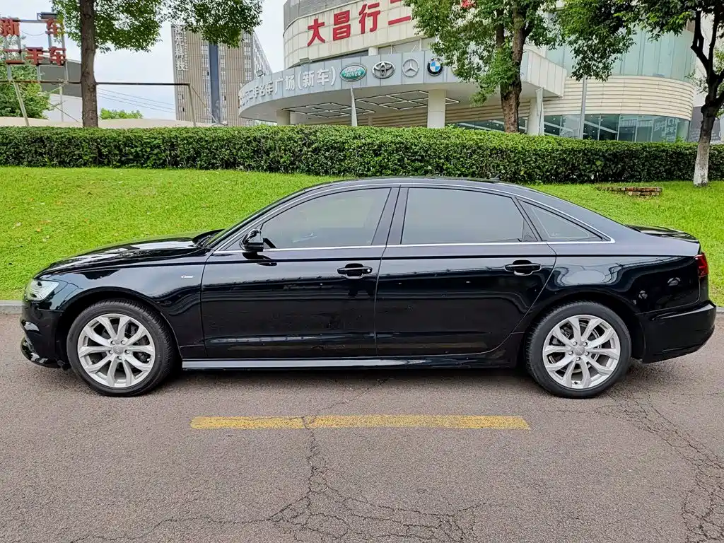 Audi A6L — фото 3