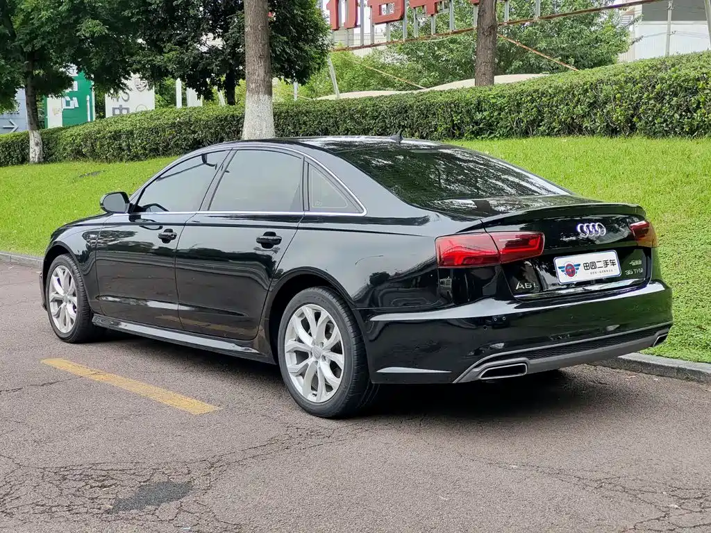 Audi A6L — фото 4