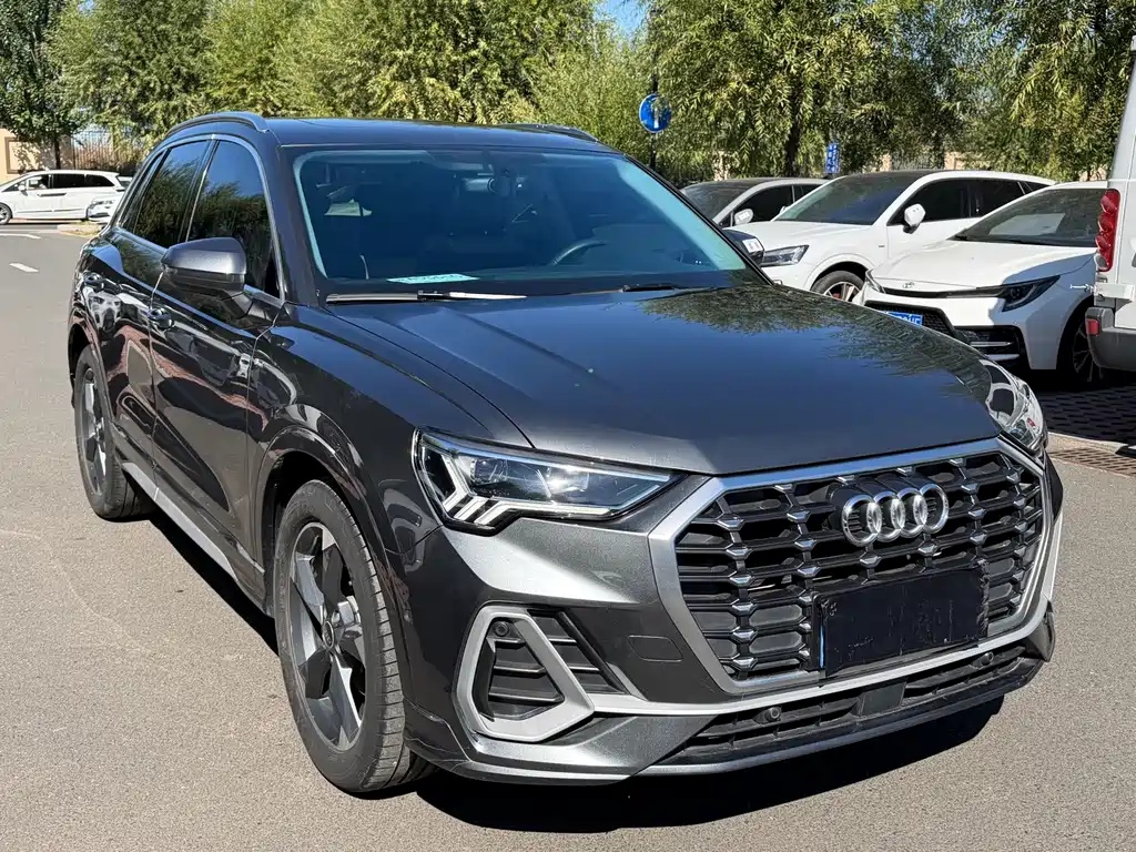 Audi Q3 — фото 2