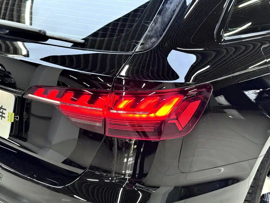 Audi A4 (Import) — фото 7