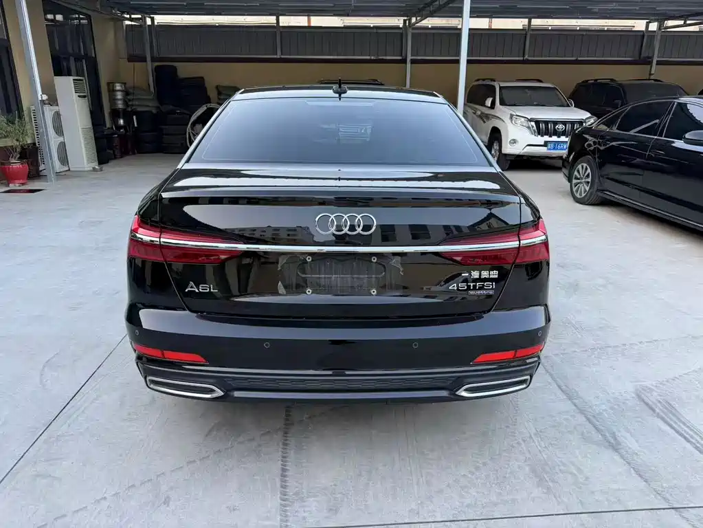 Audi A6L — фото 5