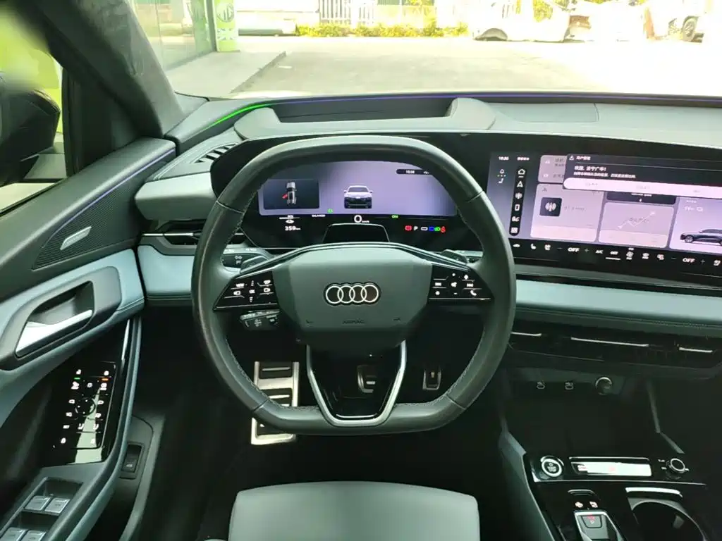Audi Q6L e-tron — фото 11