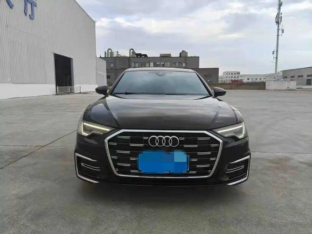 Audi A6L — фото 2