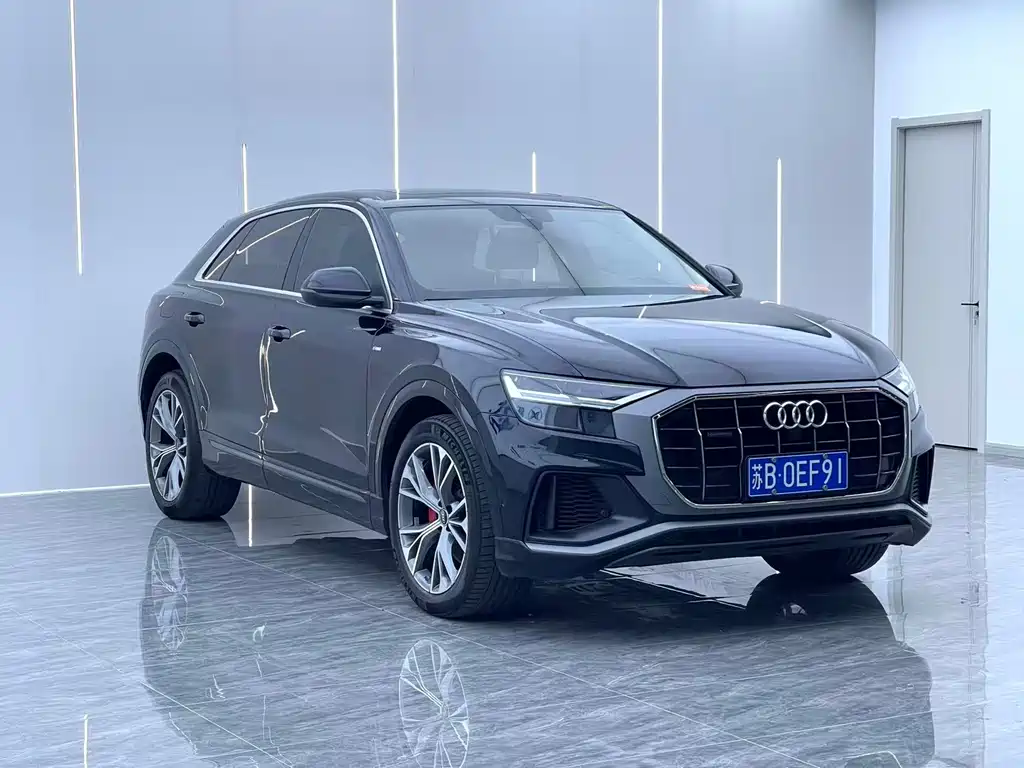 Audi Q8 — фото 3