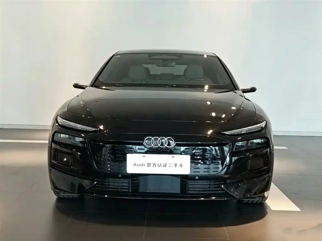 Audi A6L e-tron — фото 2