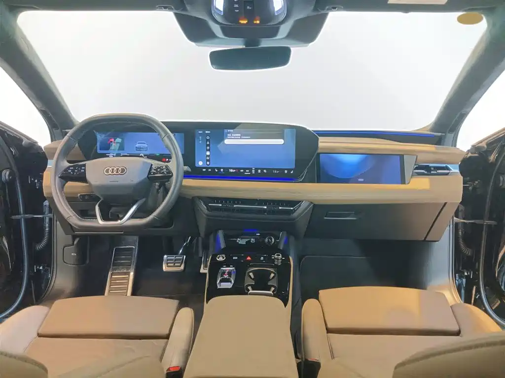 Audi A6L e-tron — фото 6