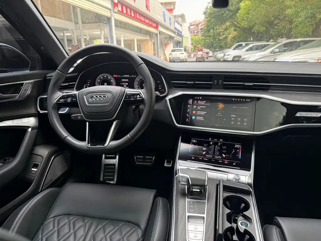 Audi A6L — фото 24