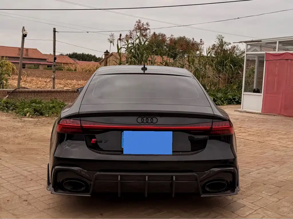 Audi RS 7 — фото 5