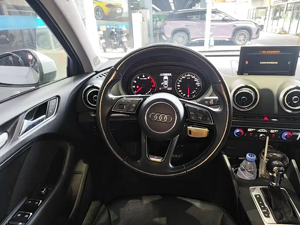 Audi A3 — фото 11