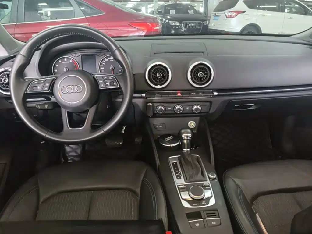 Audi A3 — фото 10
