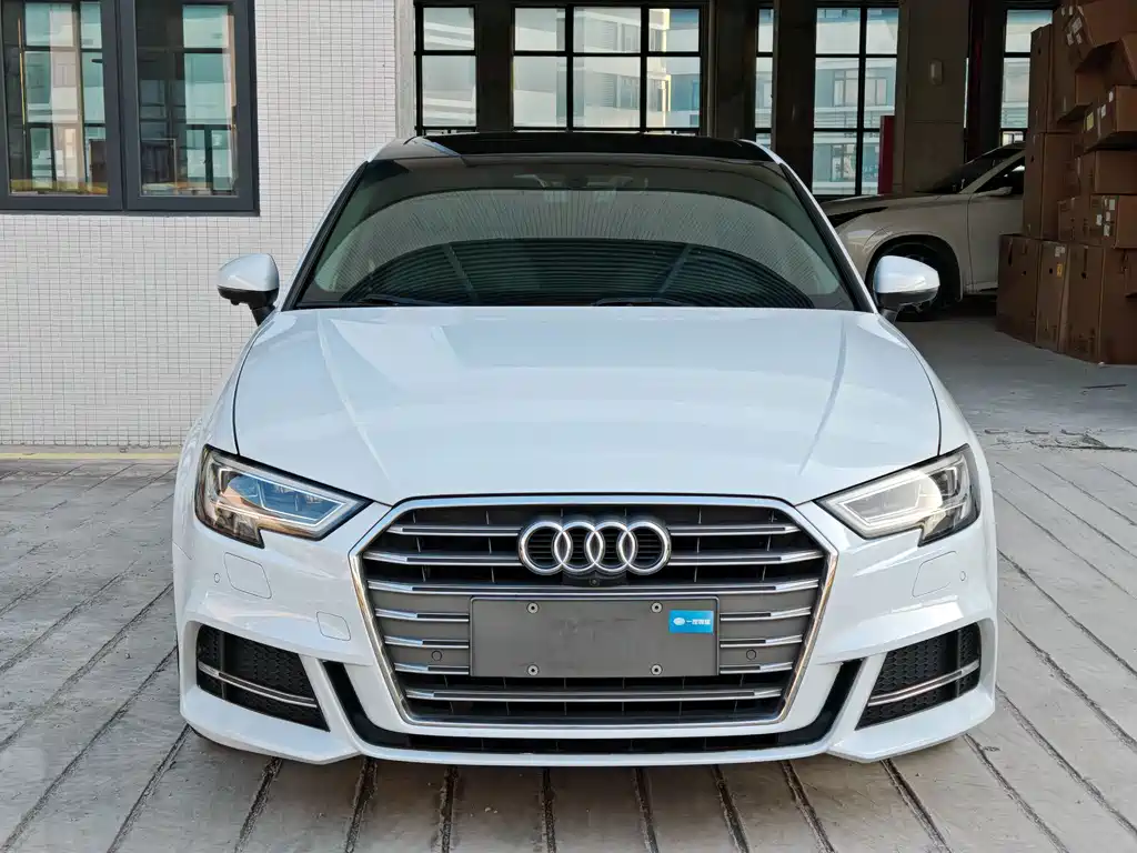 Audi A3 — фото 2