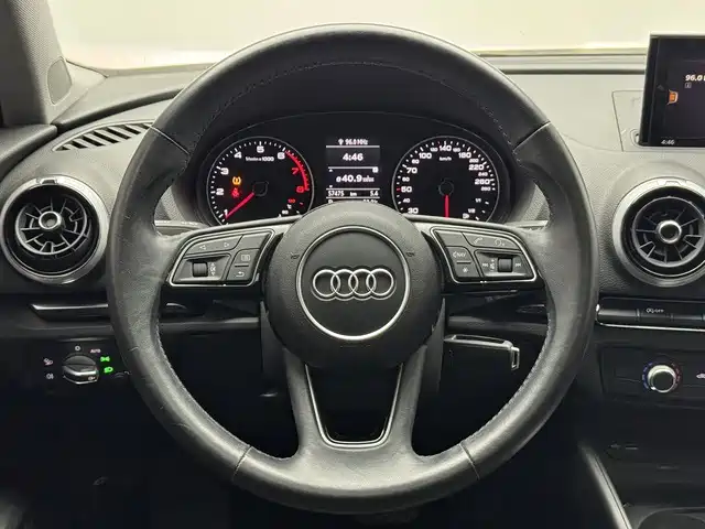 Audi A3 — фото 8