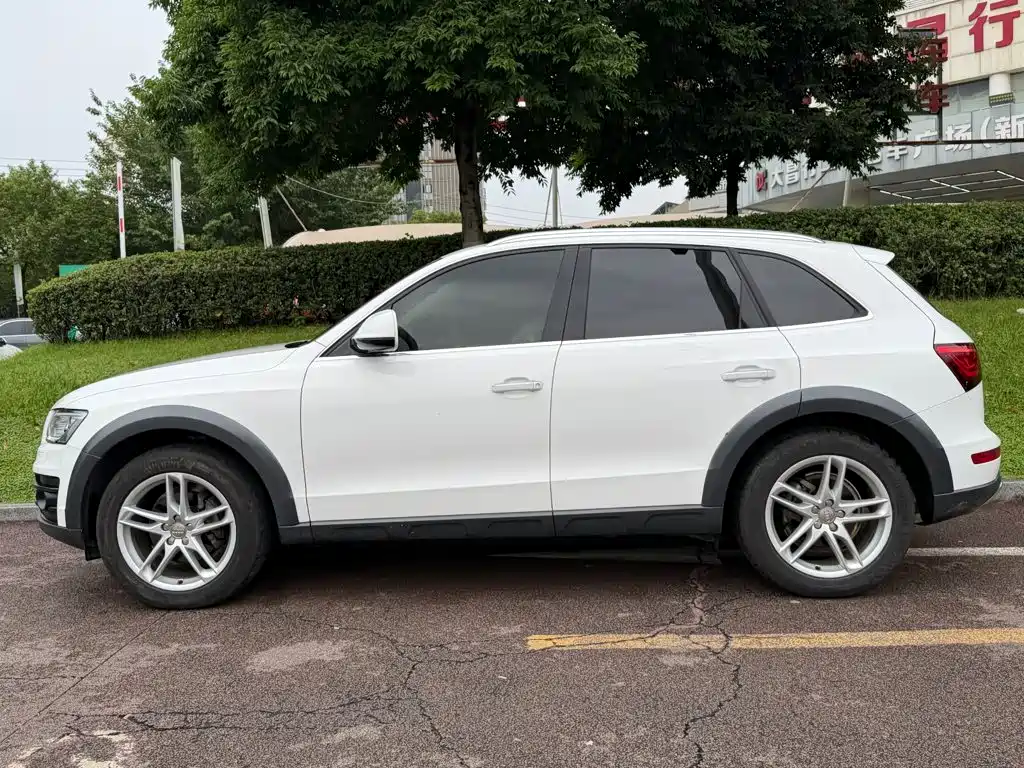 Audi Q5 — фото 3