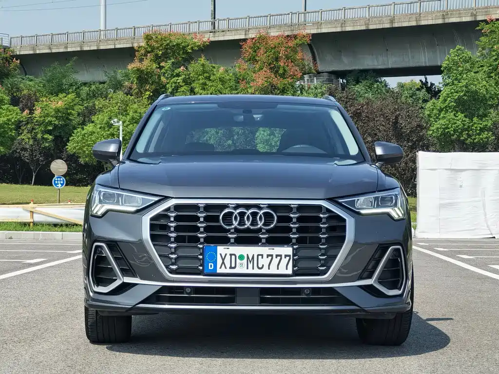 Audi Q3 — фото 2