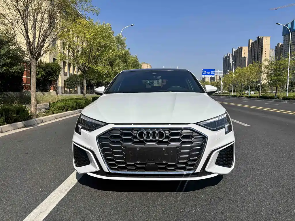 Audi A3 — фото 2