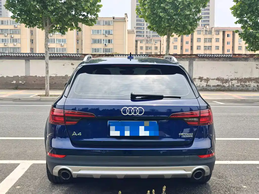 Audi A4 (Import) — фото 9