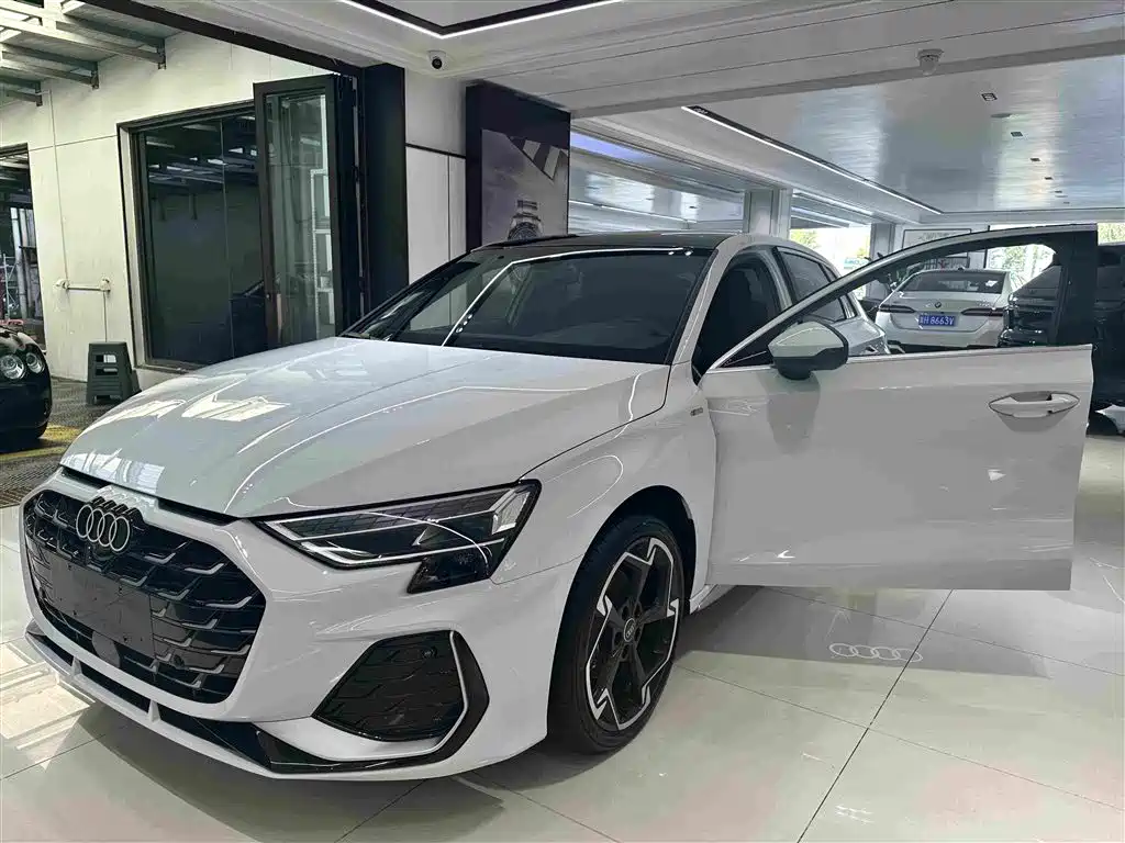 Audi A3 — фото 5