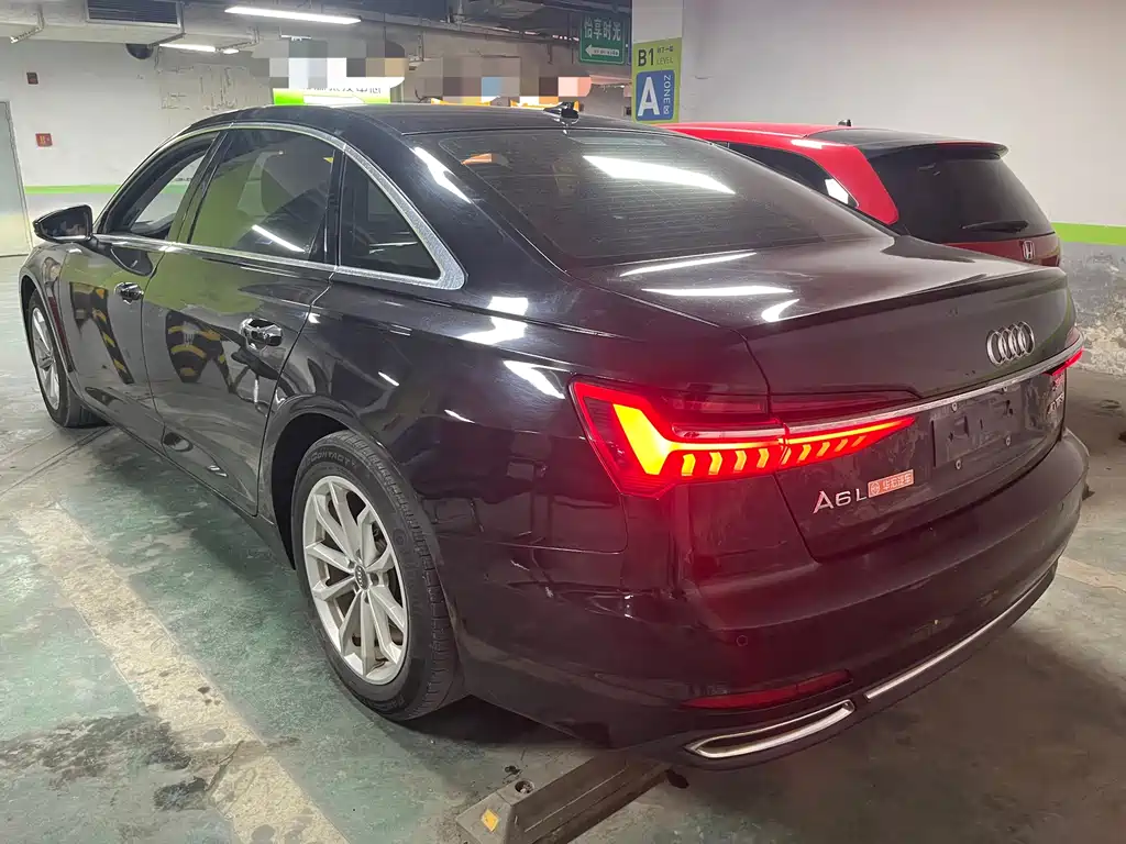 Audi A6L — фото 8