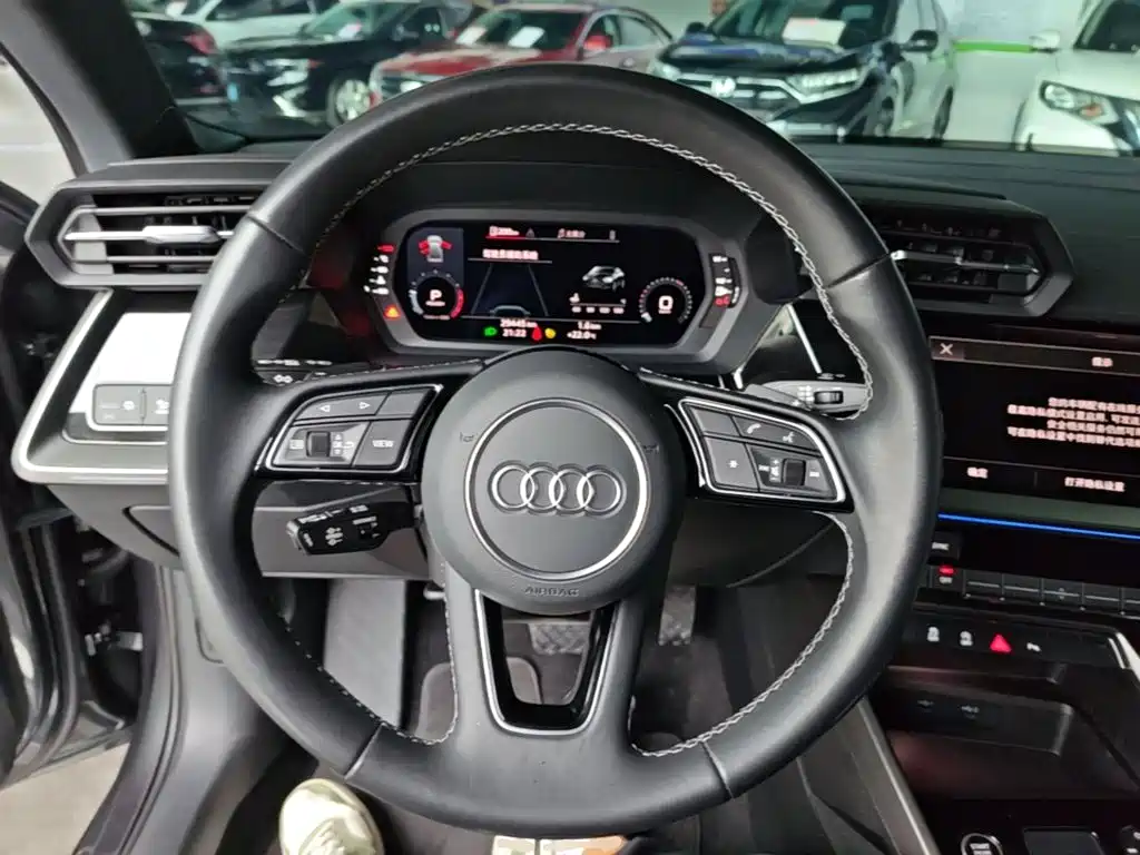Audi A3 — фото 11