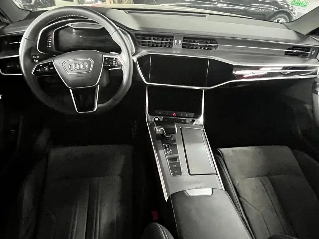 Audi A6L — фото 10