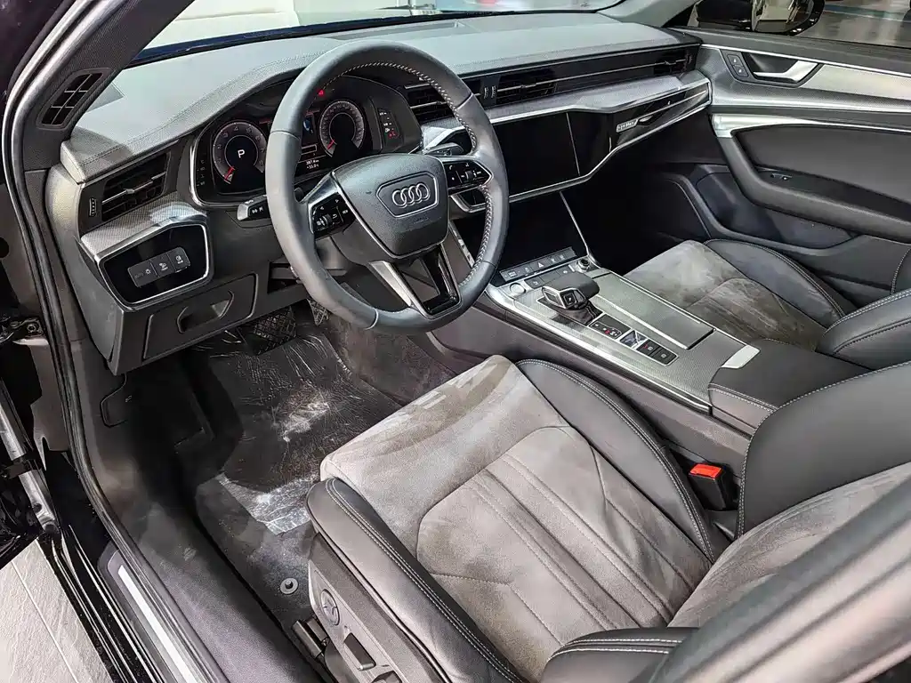 Audi A6L — фото 4