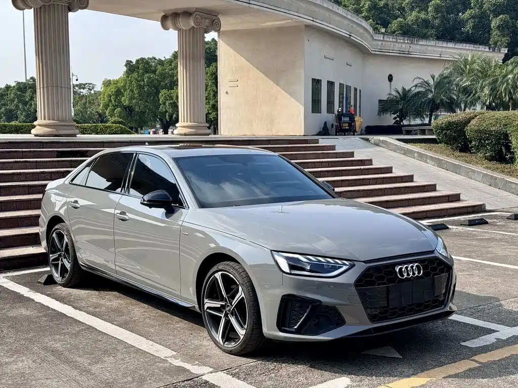 Audi A4L — фото 3